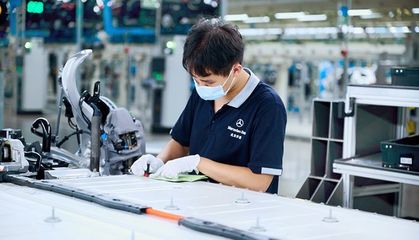 同线共舞 奔驰柔性生产线如何应对电动化转型挑战